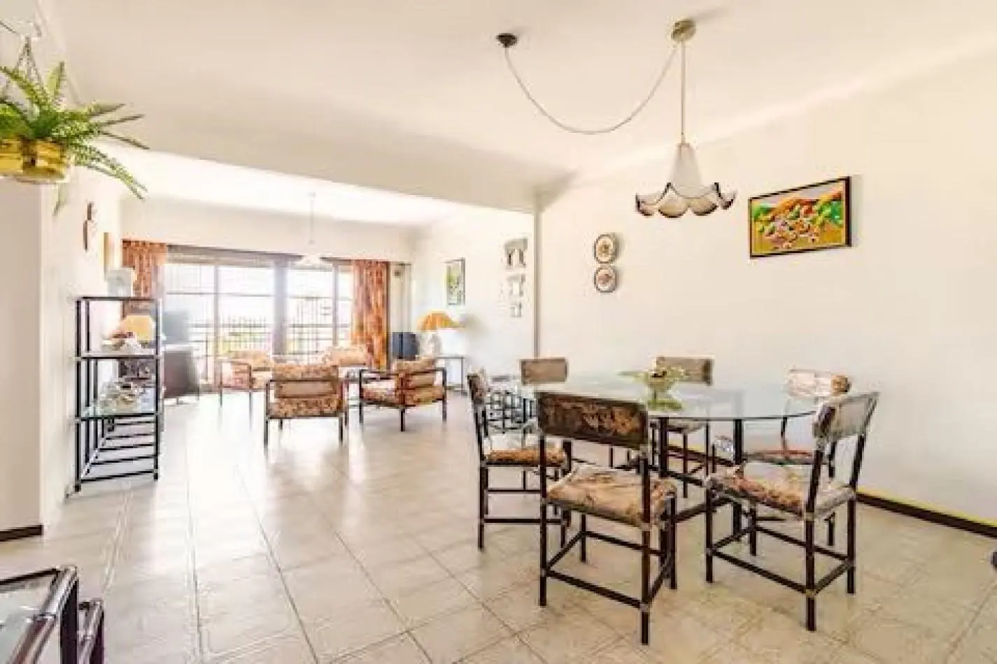 Se alquila departamento de 4 ambientes 1