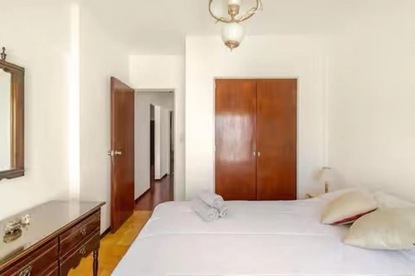 Se alquila departamento de 4 ambientes 3