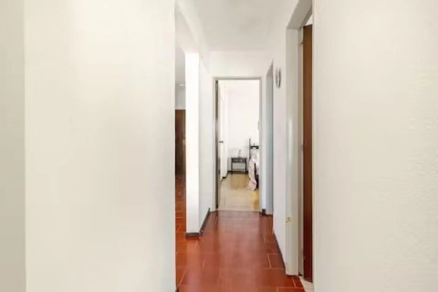 Se alquila departamento de 4 ambientes 2