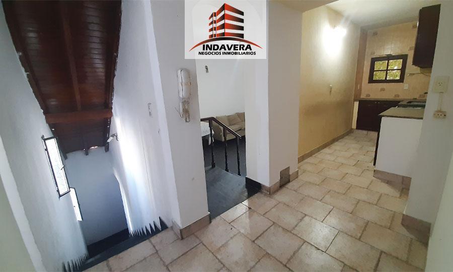 PH de 191 m² Tot – 3 Dorm. 2 Baños. Local o Coch. 2 Terrazas. Parrilla *v. Lynch 1