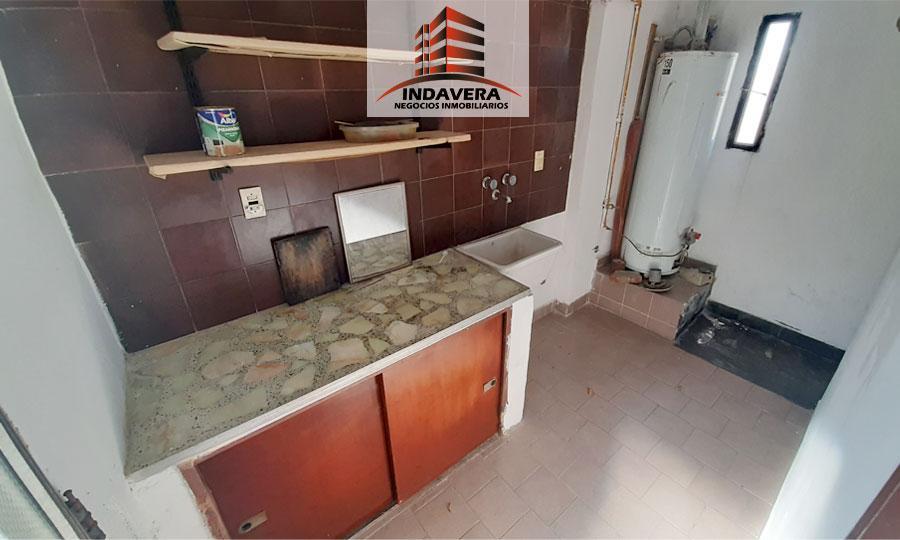 PH de 191 m² Tot – 3 Dorm. 2 Baños. Local o Coch. 2 Terrazas. Parrilla. V. Lynch 3