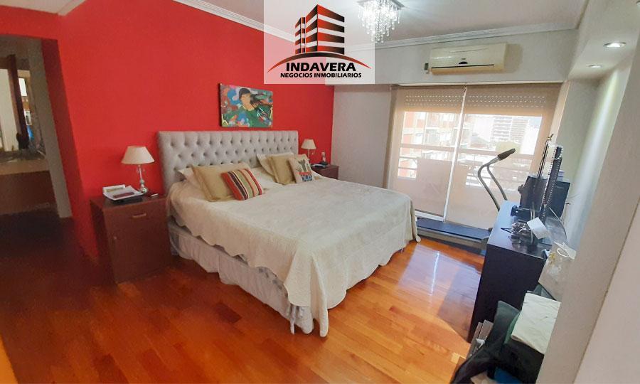 Foto de DEPTO PREMIUM SEMIPISO DE 180 M2 4 DORM (1 SUITE),2 COCHERAS, BAULERA, imagen 5