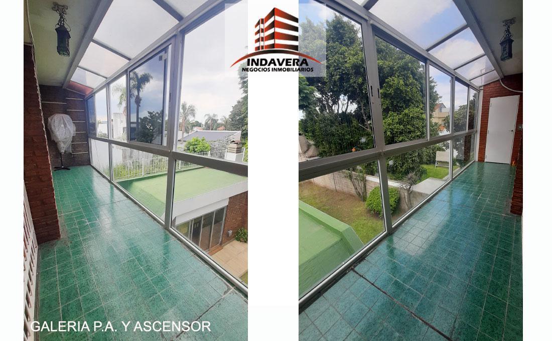 Foto de Casa de 4 amb 3 coch. Lote 380m2. Quincho. Jardín. ASCENSOR. PERMUTA, imagen 3