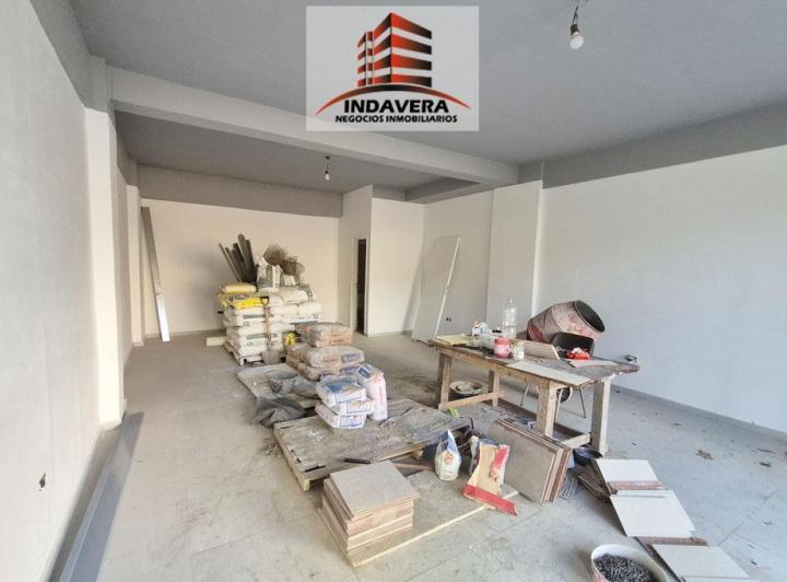 Foto de LOCAL COMERCIAL EN VIA PUBLICA 42M2 TOTALES – Sabattini y Murias, imagen 4
