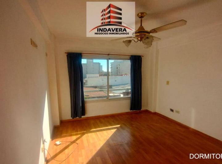 Impecable y Luminoso  2 Amb 46m2 Al Frente con balcón – Caseros Centro 3