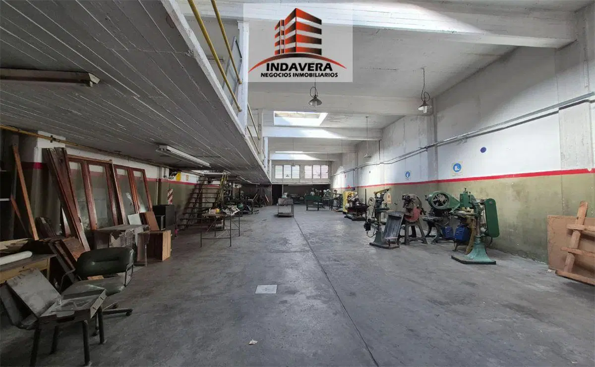Exclusivo Galpón de 452 m2 Totales y Cubiertos - Santos Lugares 3