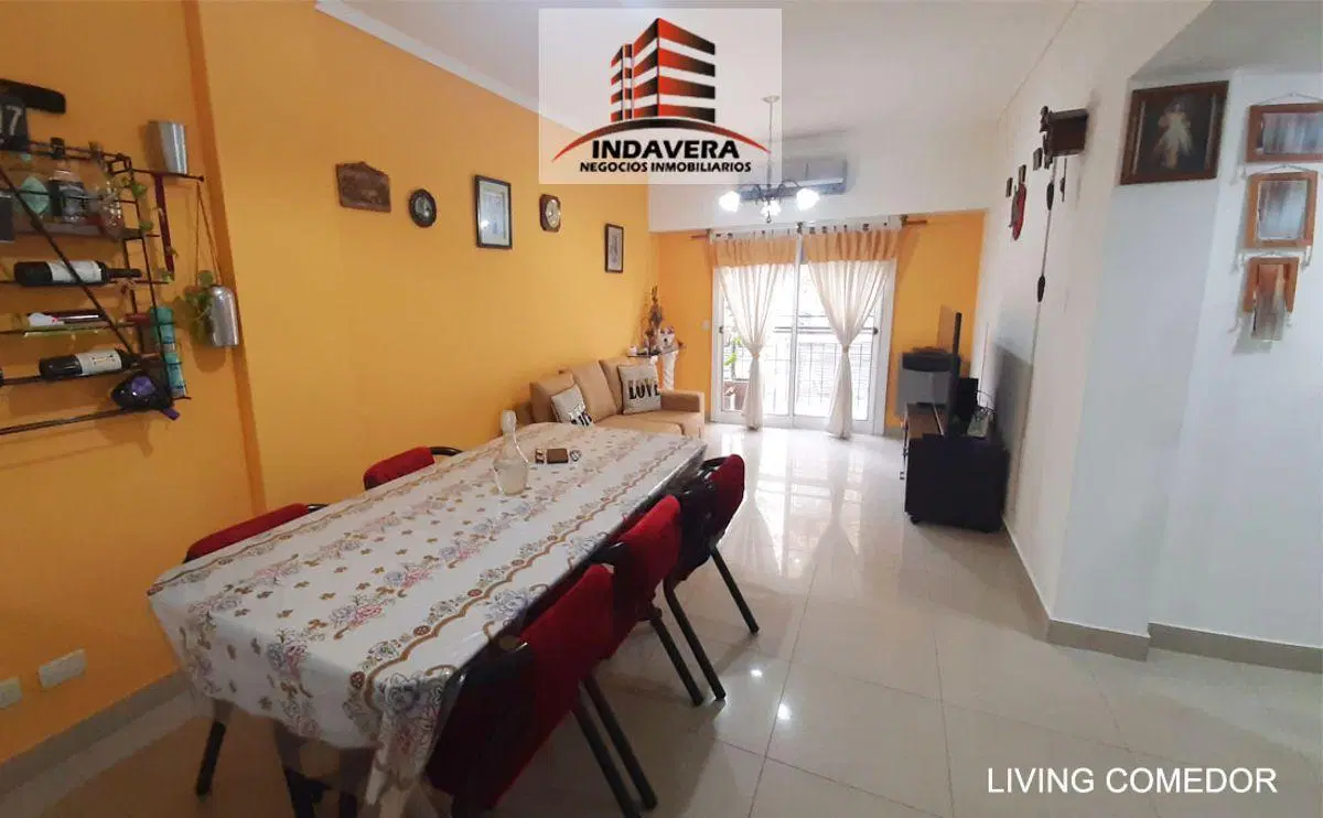 Excelente Depto de 3 Amb con Dependencia 76 m² Tot, 2 Balcones y Cochera (14m2). Caseros 2