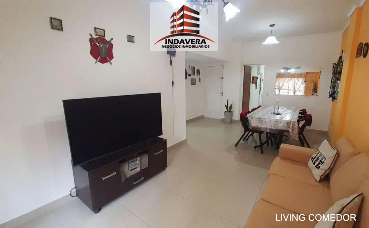 Excelente Depto de 3 Amb con Dependencia 76 m² Tot, 2 Balcones y Cochera (14m2). Caseros 1