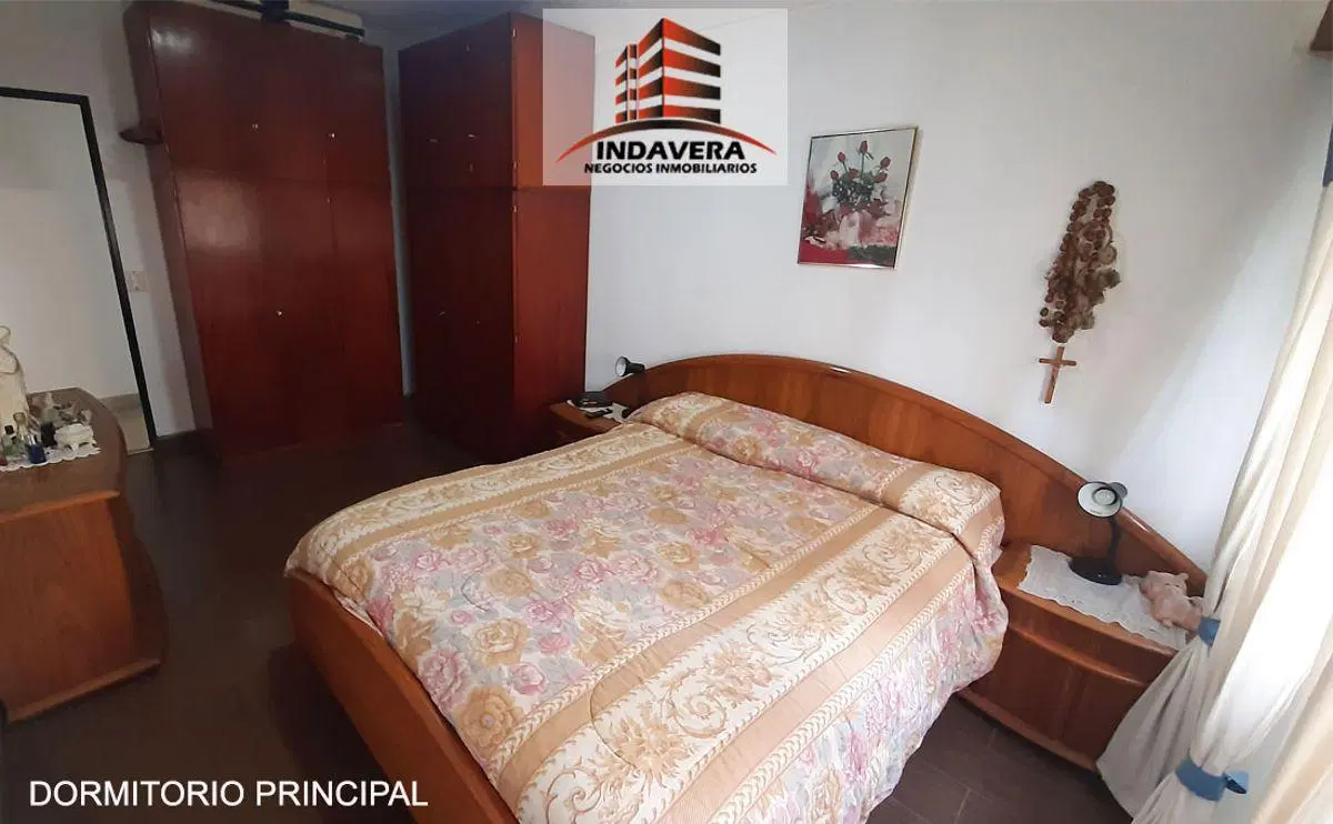 Excelente Depto de 3 Amb con Dependencia 76 m² Tot, 2 Balcones y Cochera (14m2). Caseros 4