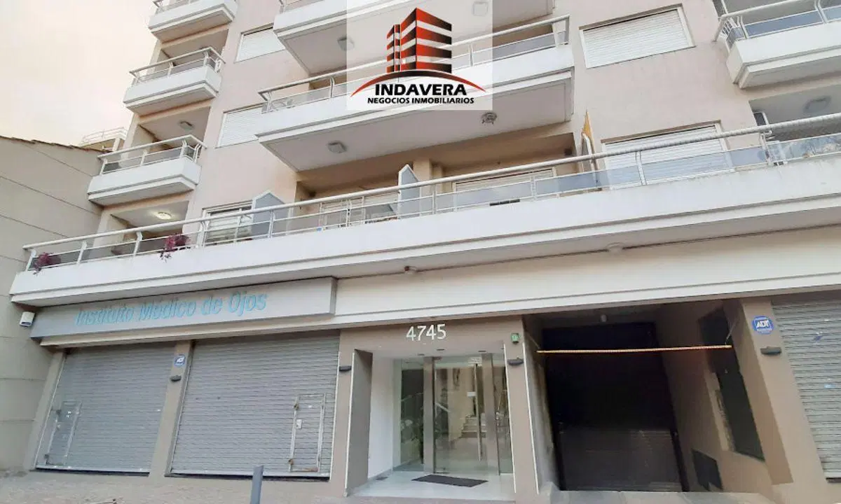 Excelente Depto de 1 Ambientes 34m2 - Balcón Terraza - SUM - Caseros Centro 2