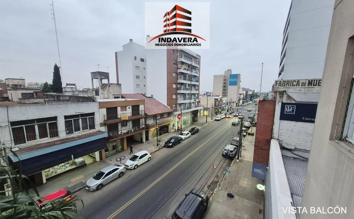 EXCELENTE 2 AMBIENTES CON BALCÓN Y VISTA ABIERTA - CASEROS CENTRO 4