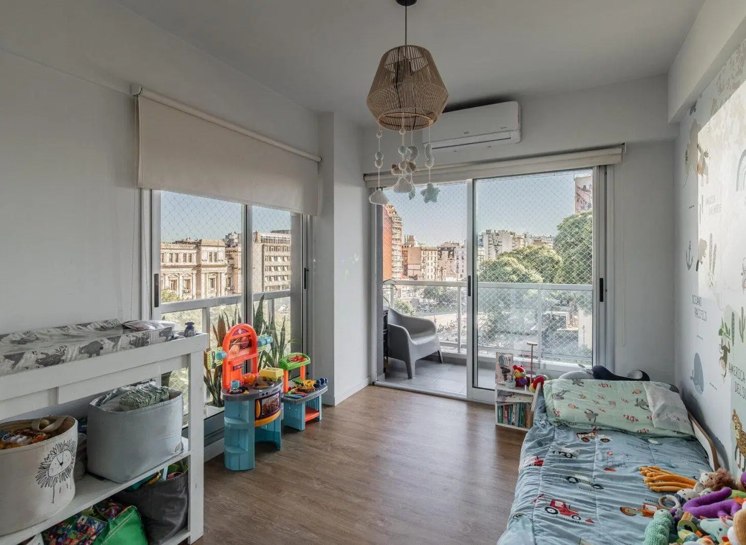 3 AMBIENTES - 2 COCHERAS - FRENTE A PLAZA HOUSSAY - FULL AMENITIES - MET PLAZA, RECOLETA. 3
