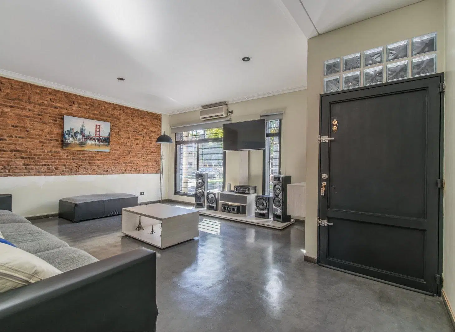 CASA MODERNA CON JARDIN - TERRAZA - COCHERA - Wilde centro Avellaneda 3