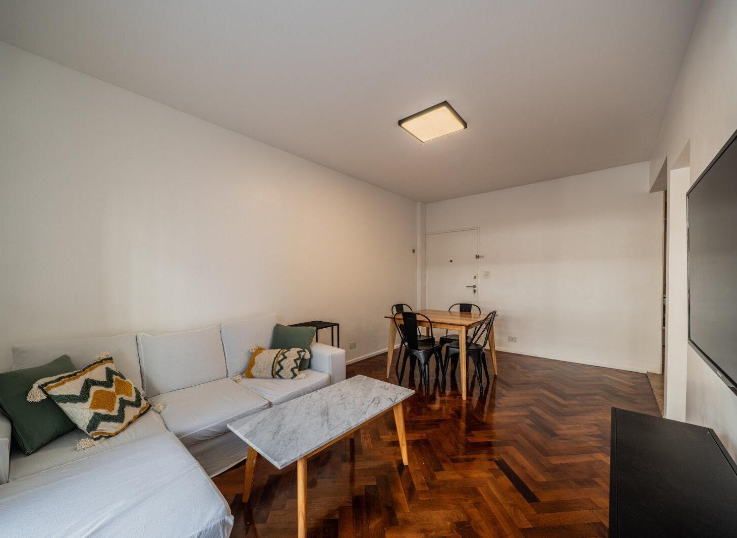 Foto de DEPARTAMENTO 3 AMBIENTES. RECICLADO. BALCON AL FRENTE. RECOLETA, imagen 5