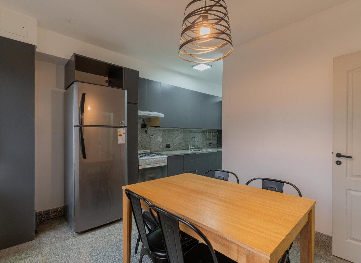 Foto de DEPARTAMENTO AL FRENTE. 3 AMBIENTES CON COCHERA. PALERMO NUEVO. ROSEDAL - LIBERTADOR, imagen 5