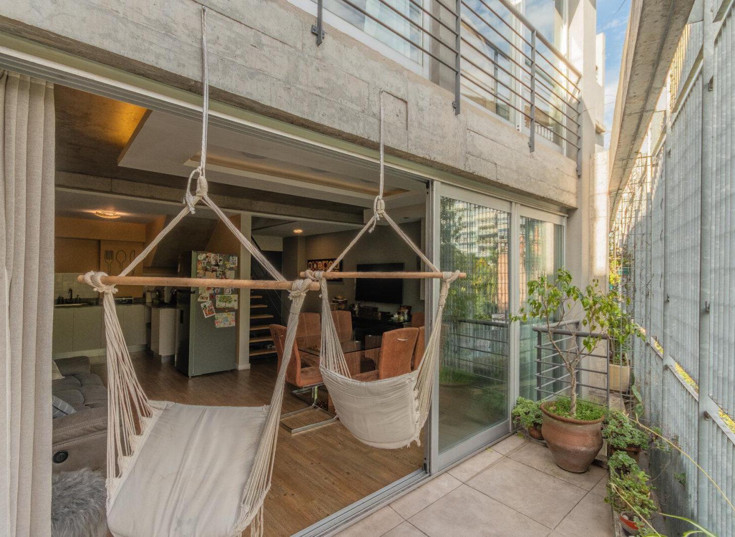 Foto de TRIPLEX 3 AMBIENTES CON TERRAZA - COCHERA - BALCÓN - AMENITIES, imagen 1
