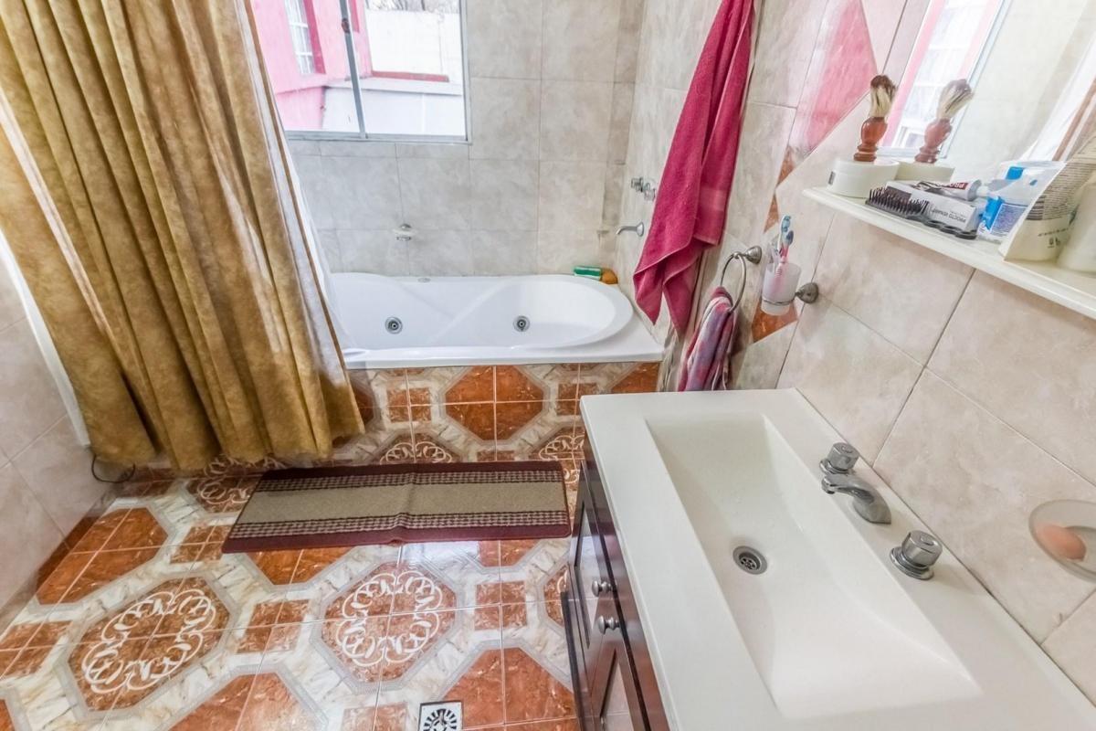 Venta 2 PH en Block con Terraza en Boedo 1