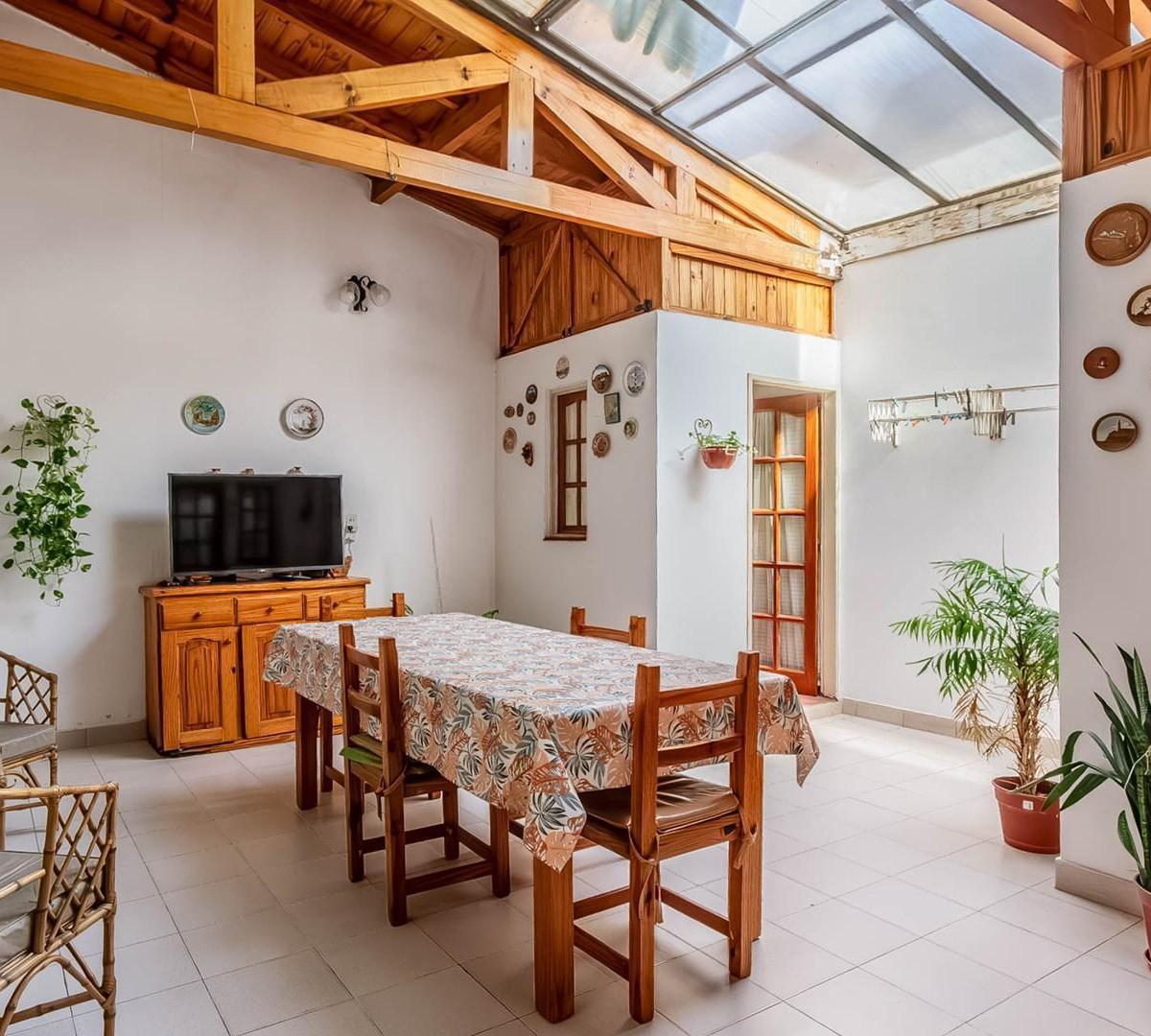 Venta PH 4 Ambientes 2 Patios Grandes Sin Expensas en Parque Patricios 5