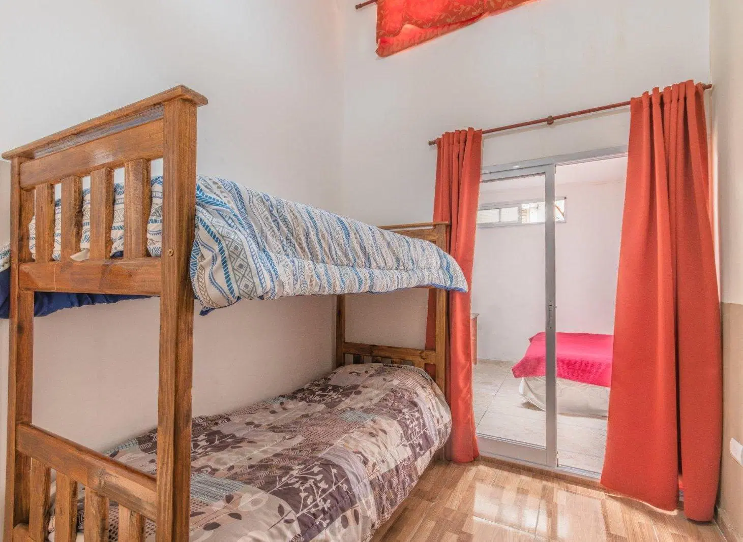 VENTA PH 3 AMBIENTES, PLANTA BAJA, BAJAS EXPENSAS, EN CABALLITO 4