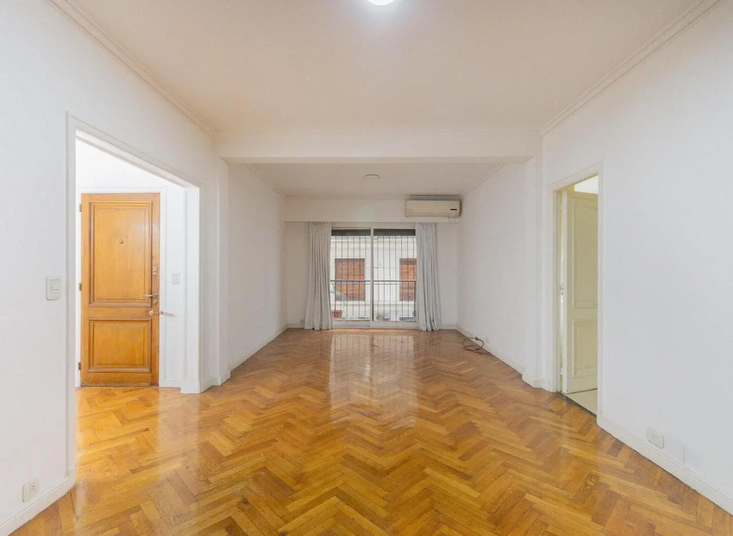 ALQUILER DEPARTAMENTO 4 AMBIENTES C/DEPENDENCIA Y BAULERA EN RECOLETA 4