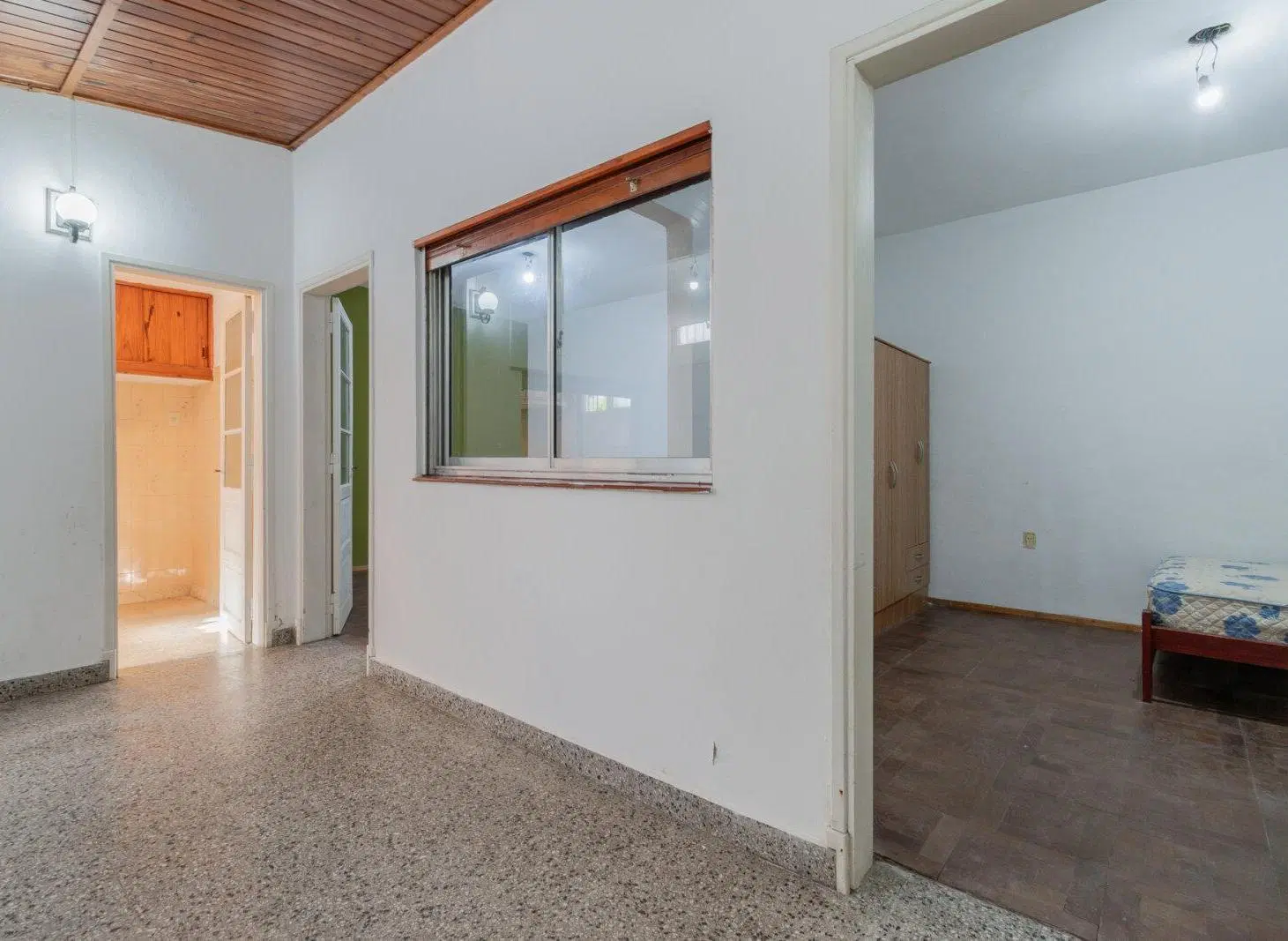 VENTA DE PH SIN EXPENSAS DE 3 AMBIENTES EN TEMPERLEY 5