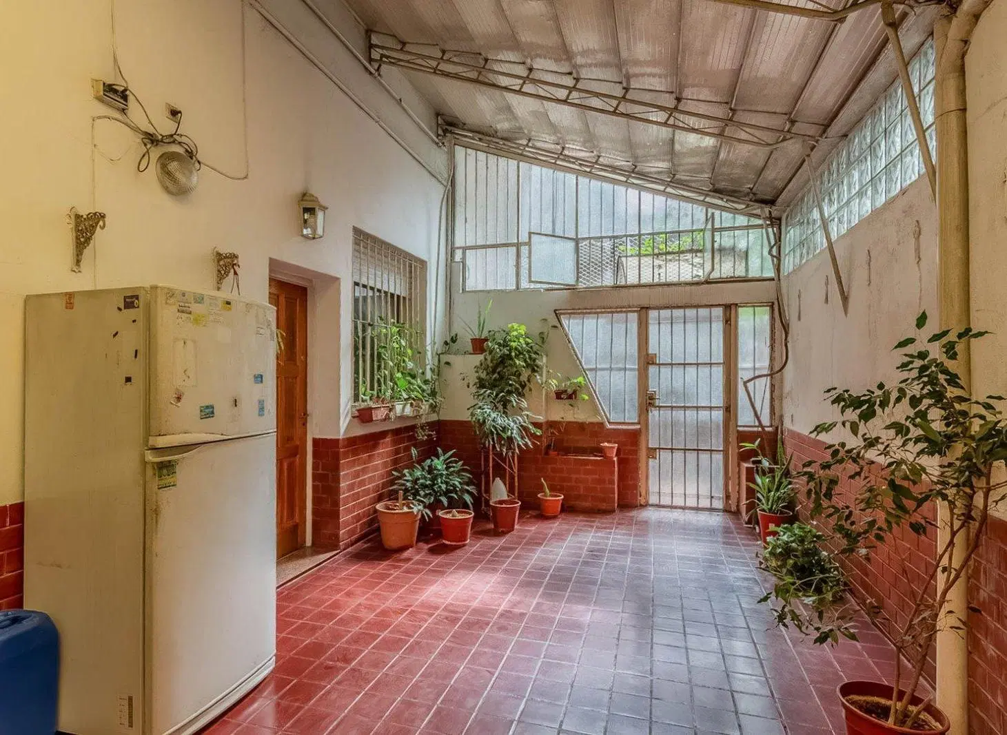 VENTA PH 4 AMBIENTES 2 PATIOS GRANDES SIN EXPENSAS EN PARQUE PATRICIOS 4