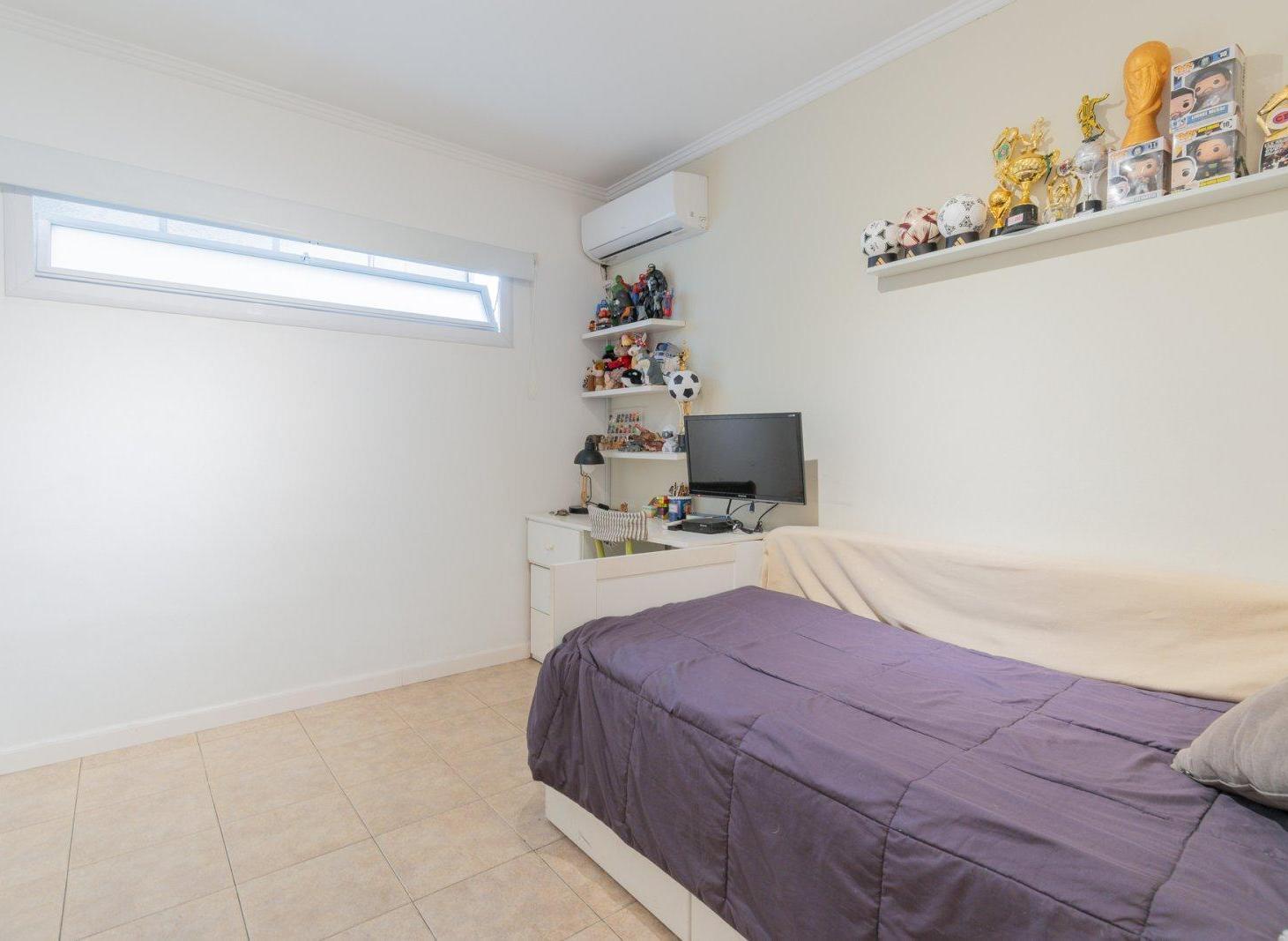 VENTA PH 4 AMBIENTES 1° PISO C/TERRAZA EN BANFIELD OESTE