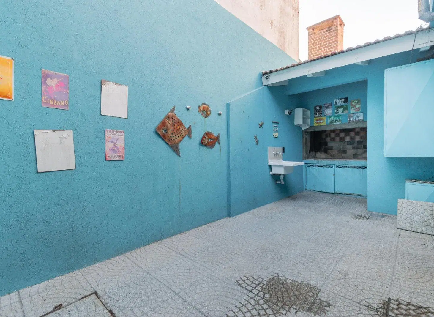 VENTA DE CASA EN 2 PLANTAS 4 AMBIENTES C/2 PATIOS EN BANFIELD ESTE 3