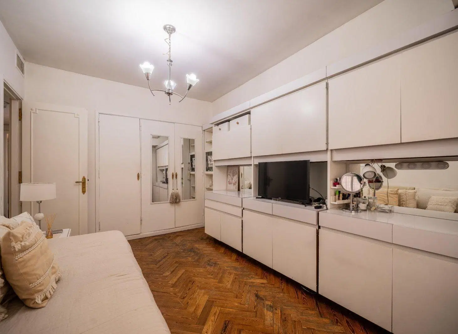 VENTA DE PH 3 AMBIENTES CON AMPLIA TERRAZA PROPIA EN VILLA URQUIZA 8