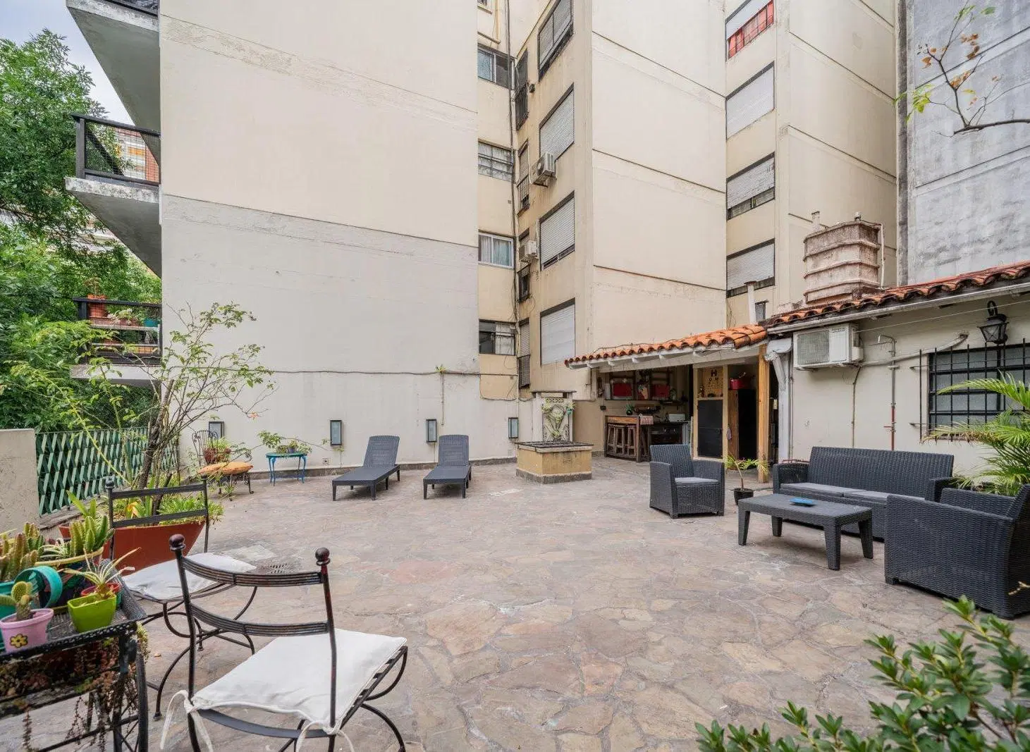 VENTA DE PH 3 AMBIENTES CON AMPLIA TERRAZA PROPIA EN VILLA URQUIZA 5