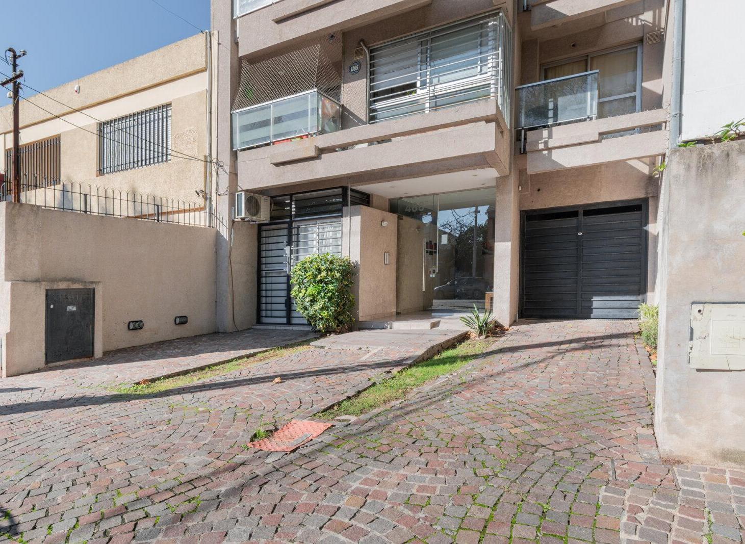 VENTA DE DEPARTAMENTO 2 AMBIENTES C/BALCÓN EN LANÚS OESTE G.B.A.