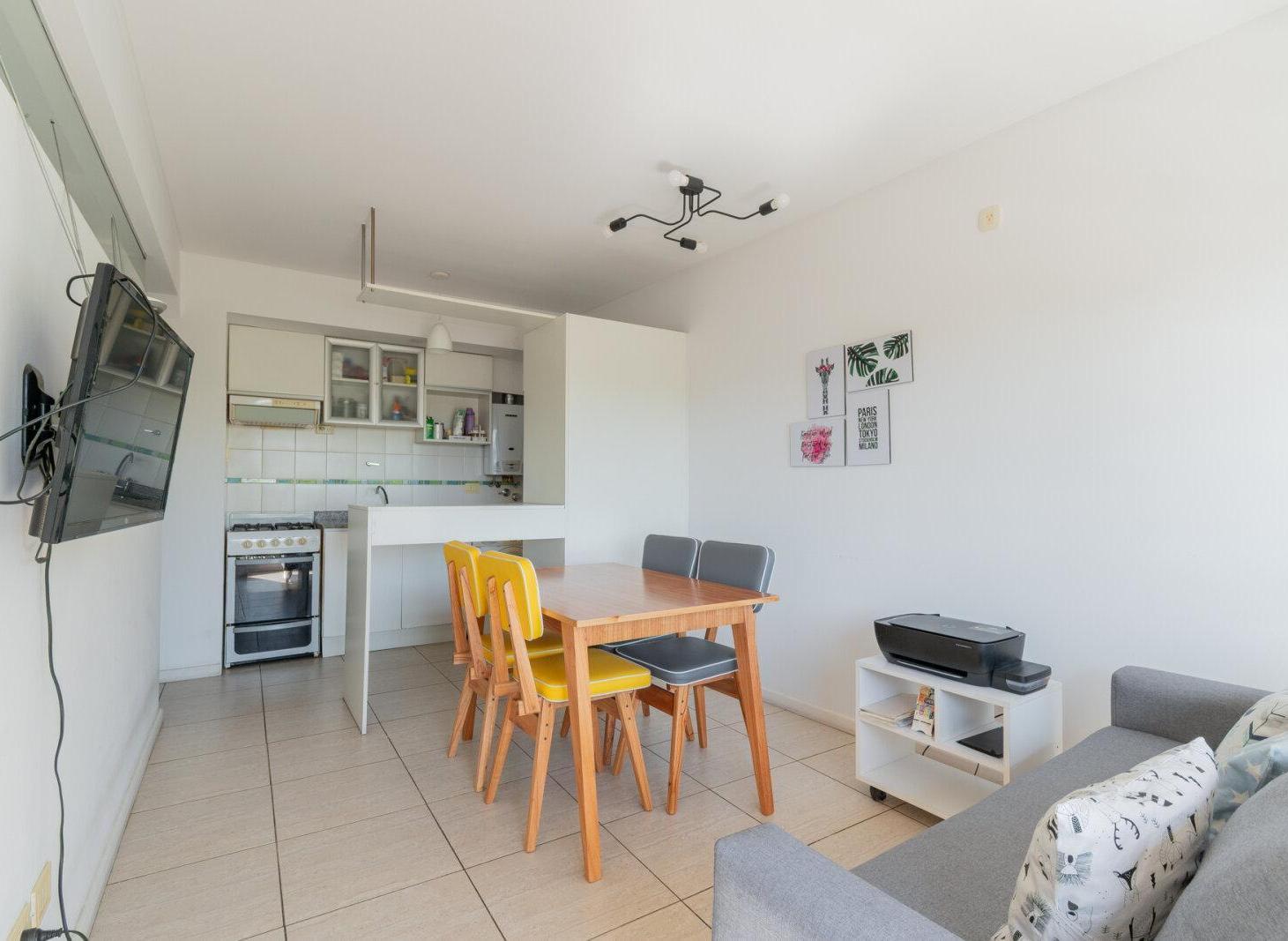 VENTA DE DEPARTAMENTO 2 AMBIENTES C/BALCÓN EN LANÚS OESTE G.B.A.