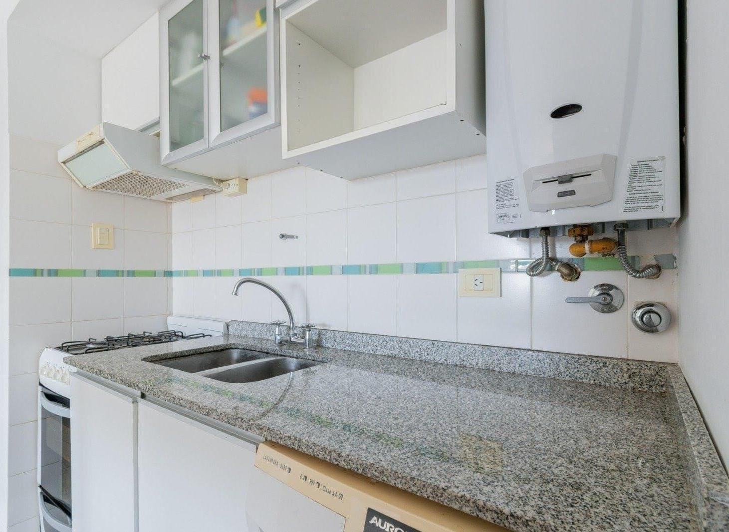 VENTA DE DEPARTAMENTO 2 AMBIENTES C/BALCÓN EN LANÚS OESTE G.B.A.