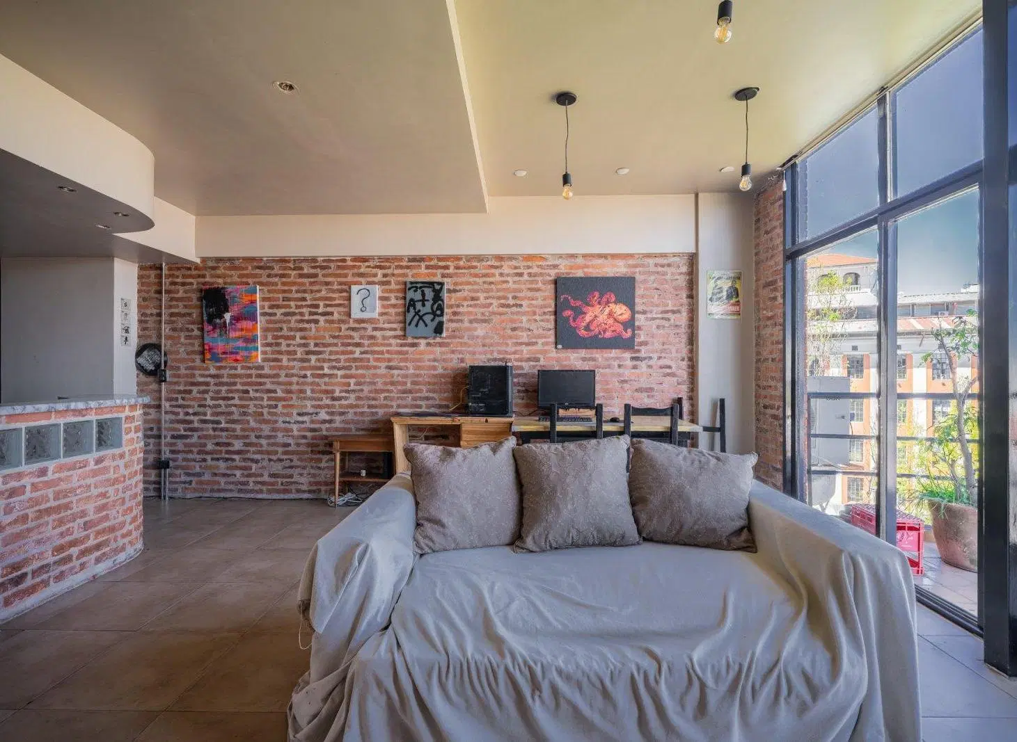 VENTA DEPTO DUPLEX TIPO LOFT DE 2 AMBIENTES A REFACCIONAR  CON COCHERA Y FULL AMENITIES 2