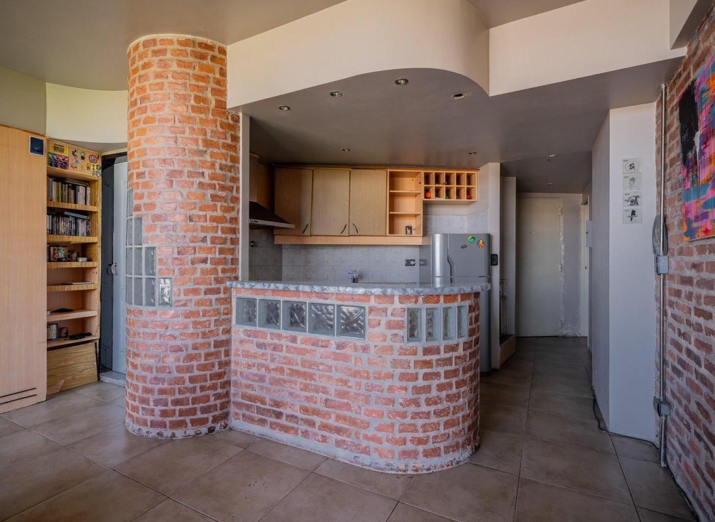 VENTA DEPTO DUPLEX TIPO LOFT DE 2 AMBIENTES A REFACCIONAR CON COCHERA Y FULL AMENITIES