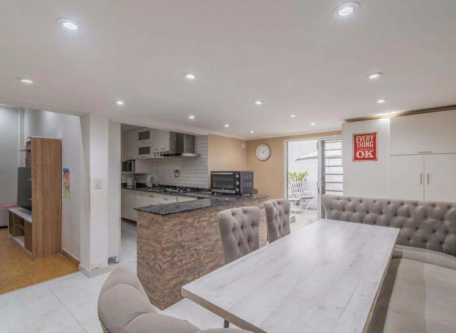 VENTA DE CASA DE 5 AMBIENTES C/PATIO Y TERRAZA EN RAMOS MEJÍA 3