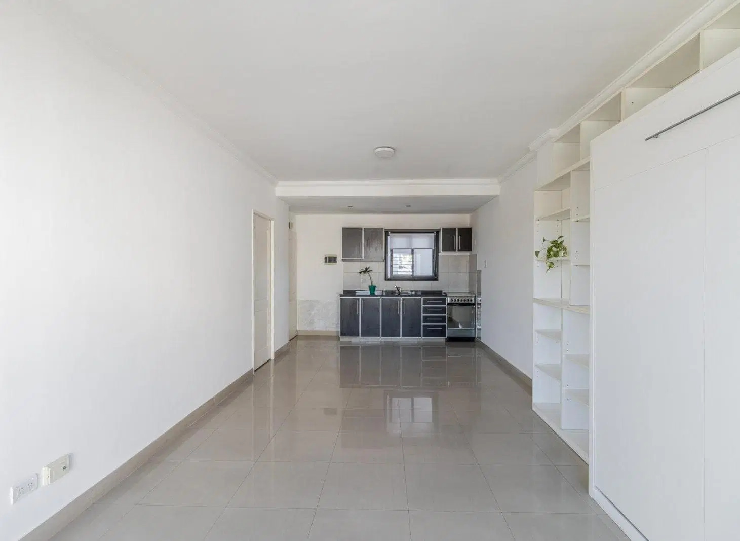 VENTA DE DEPARTAMENTO MONOAMBIENTE C/BALCÓN EN FLORESTA 3