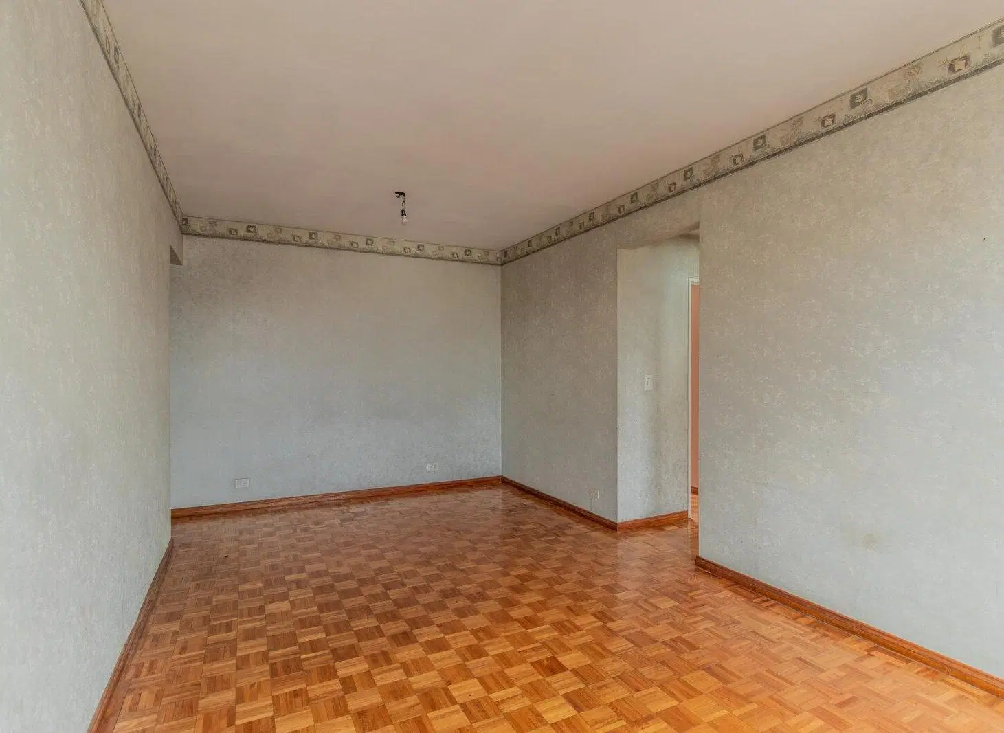 VENTA DE DEPARTAMENTO 3 AMBIENTES C/BALCÓN, PISO ALTO AL CONTRAFRENTE EN ALMAGRO 2