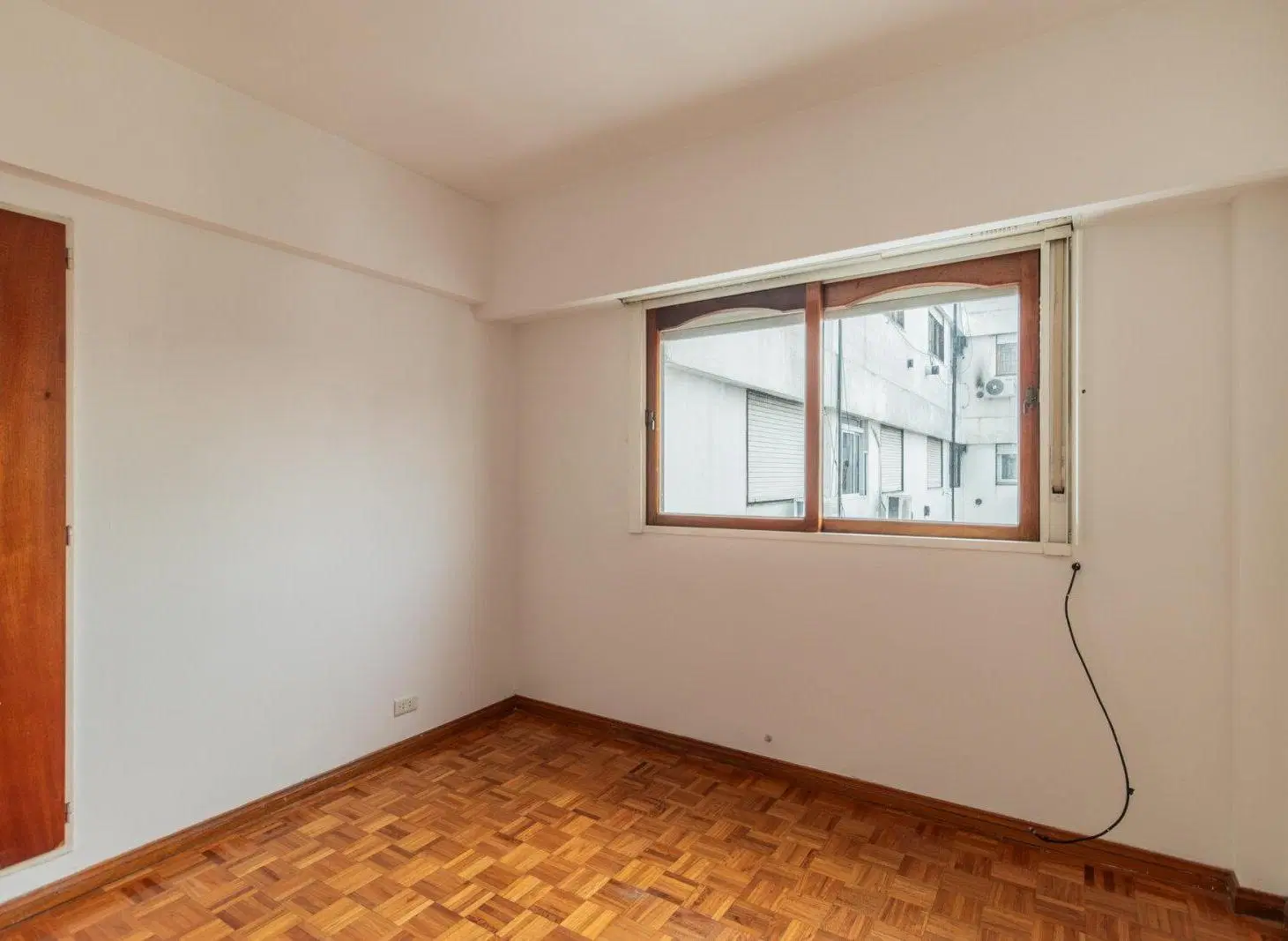VENTA DE DEPARTAMENTO 3 AMBIENTES C/BALCÓN, PISO ALTO AL CONTRAFRENTE EN ALMAGRO 4