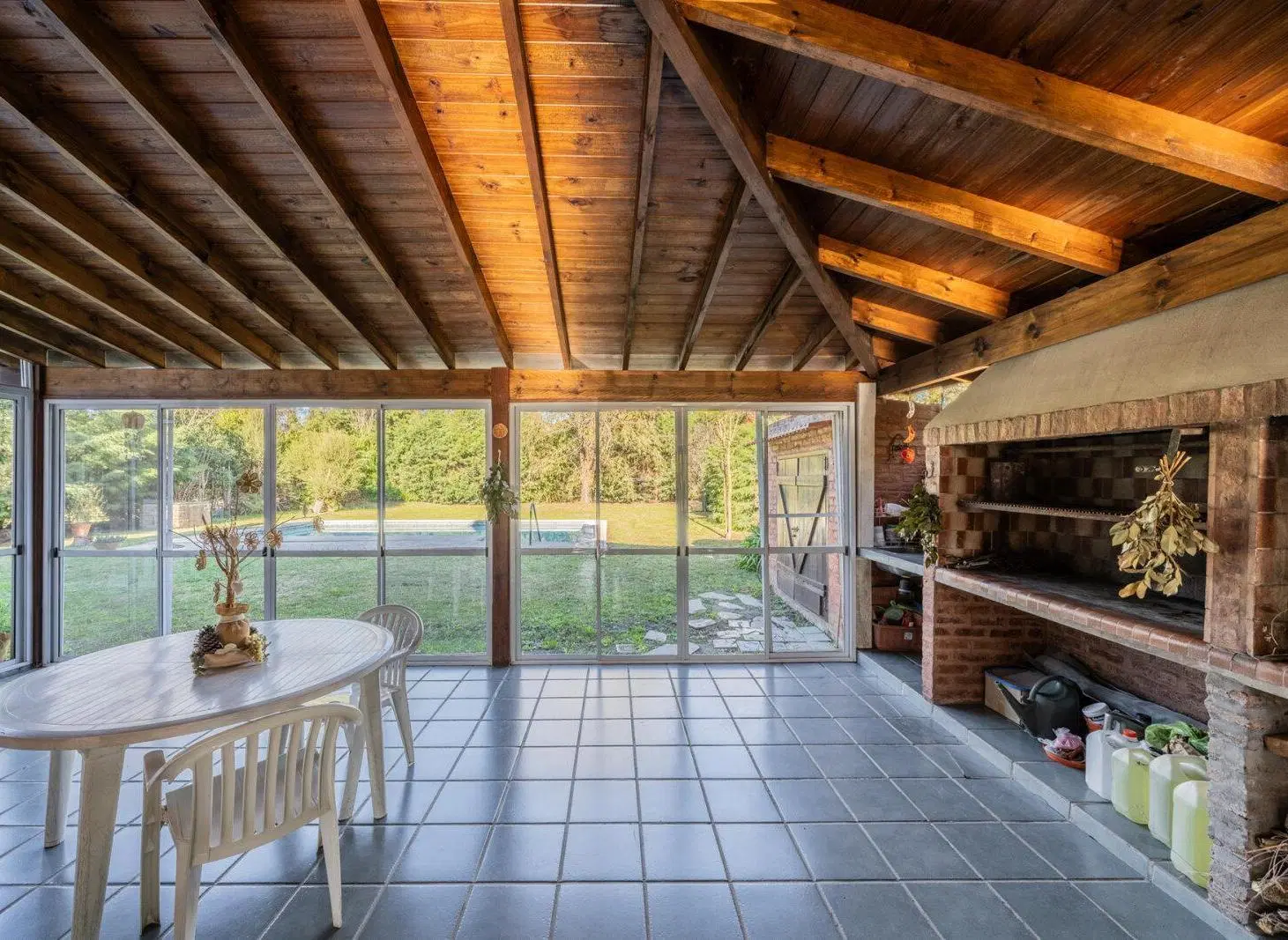 VENTA CASA 4 AMBIENTES C/PISCINA, PARQUE, QUINCHO Y COCHERA EN ECHEVERRÍA DEL LAGO, CANNING 8