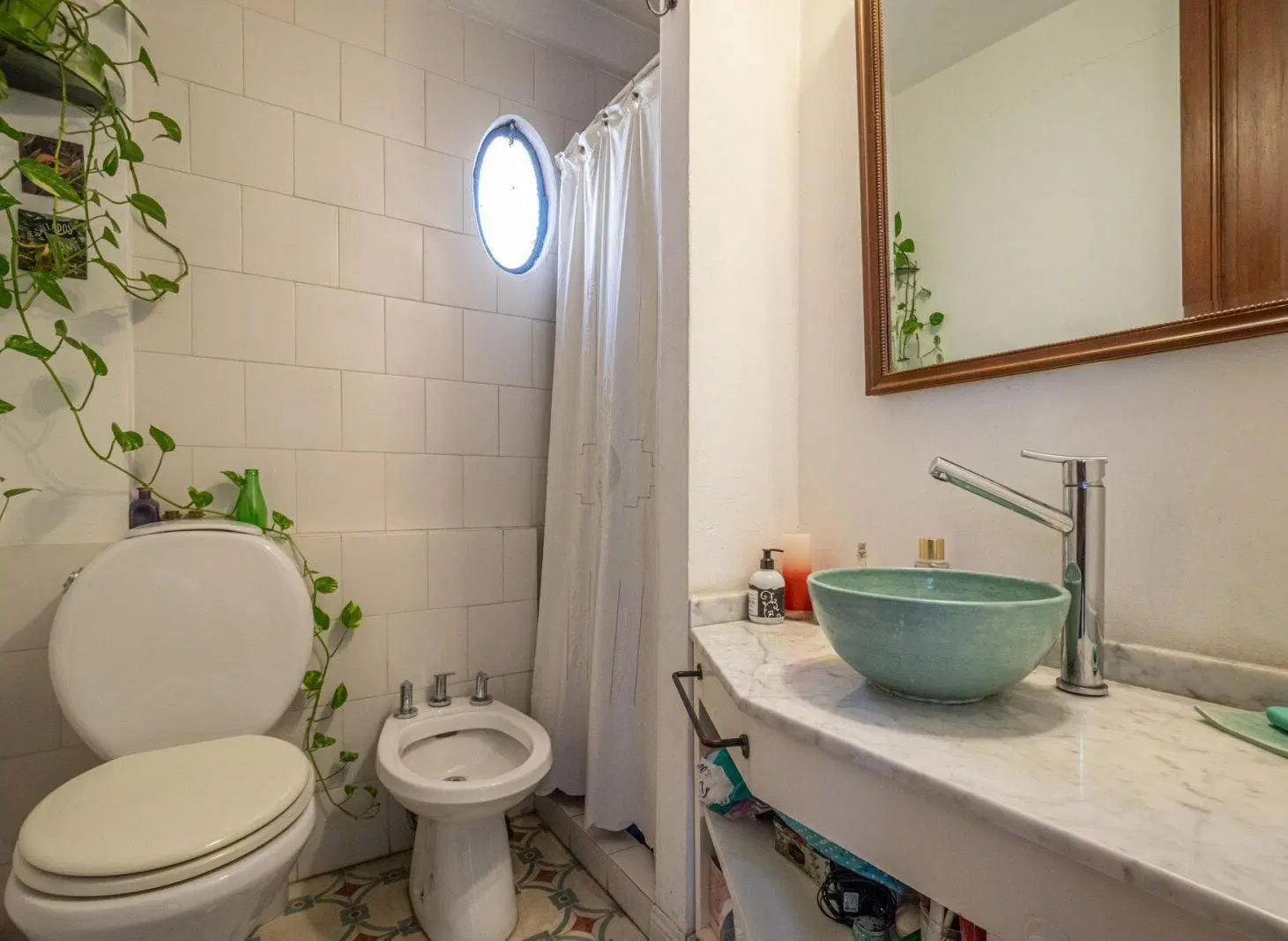 VENTA DE PH 3 AMBIENTES INTERNO C/PATIO - TERRAZA PROPIA EN LA PATERNAL C.A.B.A. 2