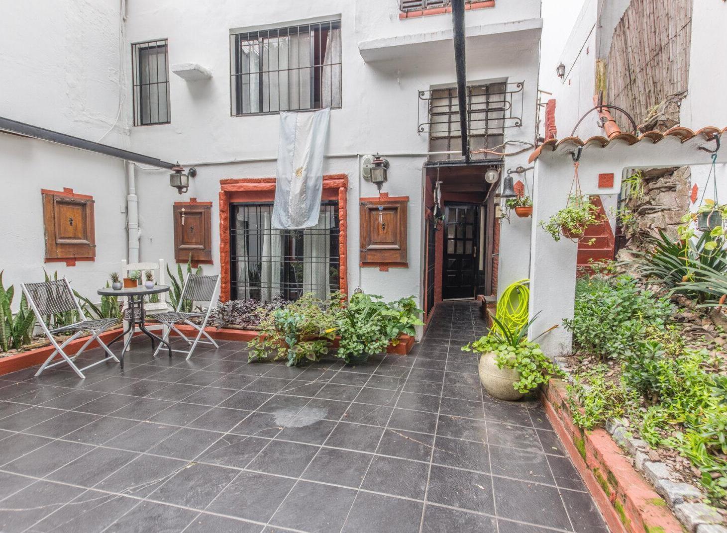 Foto de VENTA CASA LOTE PROPIO DE 5 AMBIENTES CON COCHERA Y TERRAZA EN VILLA, imagen 4