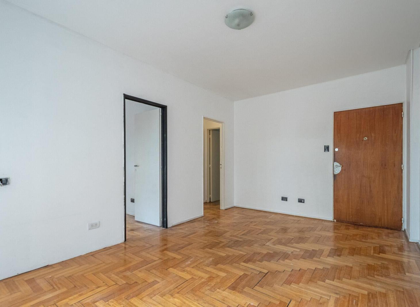 Foto de VENTA DE SEMIPISO 4 AMBIENTES C/BALCÓN AL CONTRAFRENTE EN CABALLITO, imagen 5