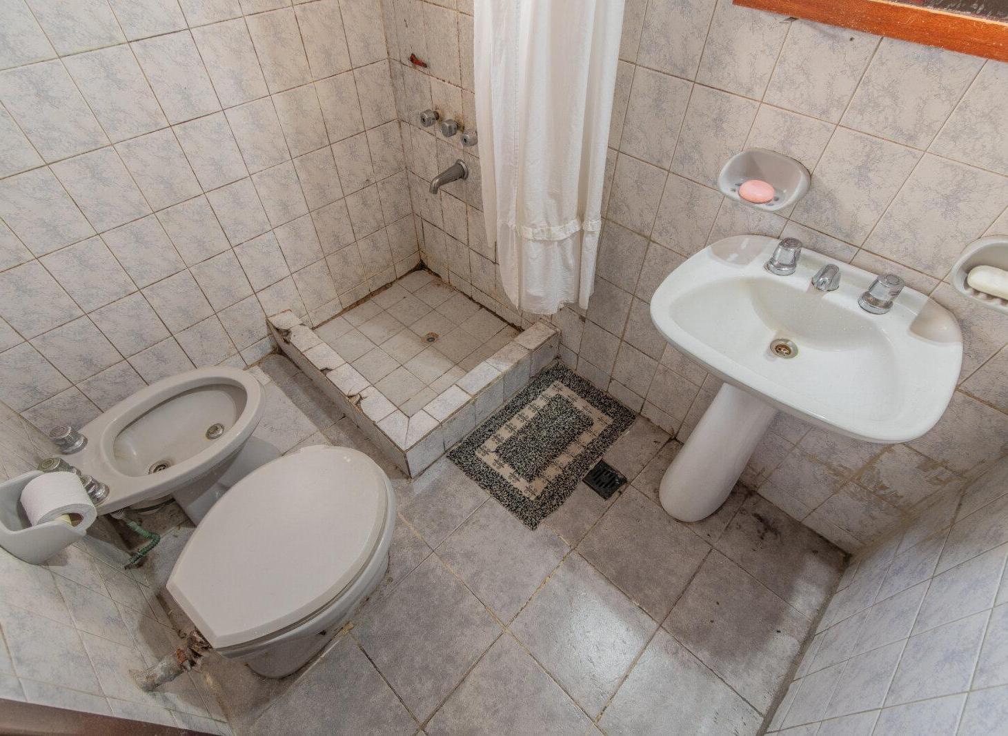 Foto de VENTA PH 4 AMBIENTES AL FRENTE C/TERRAZA PROPIA Y ENTRADA INDEPENDIENTE, imagen 1
