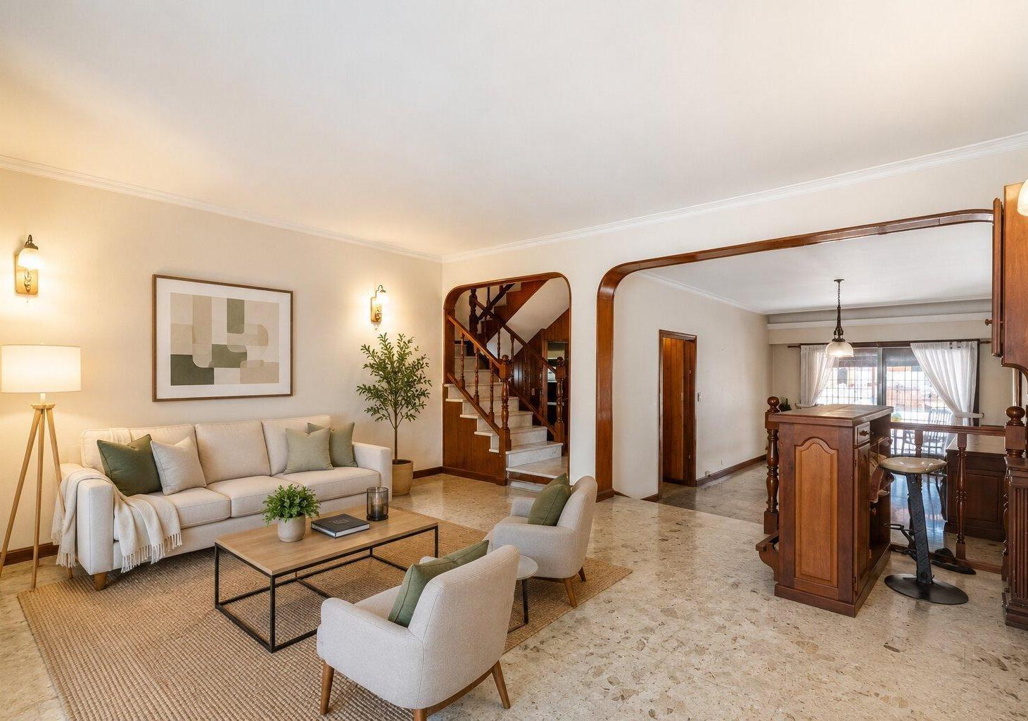 Foto de CASA EN VENTA EN FLORIDA – 3 DORMITORIOS, JARDÍN, PILETA, QUINCHO Y, imagen 2