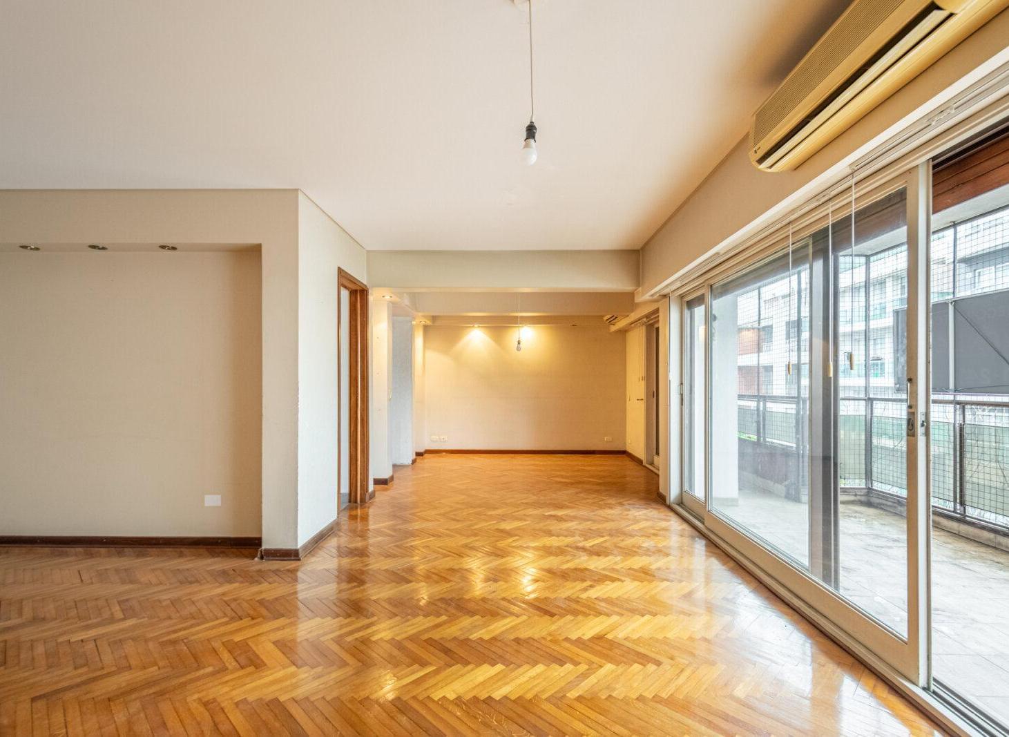 Foto de VENTA PISO 4 AMBIENTES C/DEPENDENCIA, BAULERA Y 2 COCHERAS CUBIERTAS, imagen 5