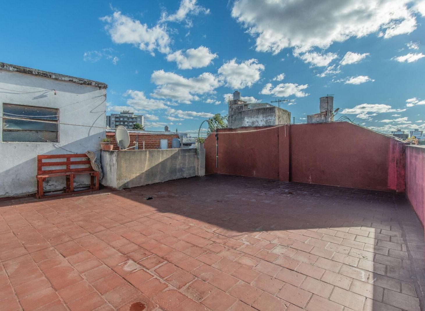 Foto de VENTA PH 4 AMBIENTES AL FRENTE C/TERRAZA PROPIA Y ENTRADA INDEPENDIENTE, imagen 4