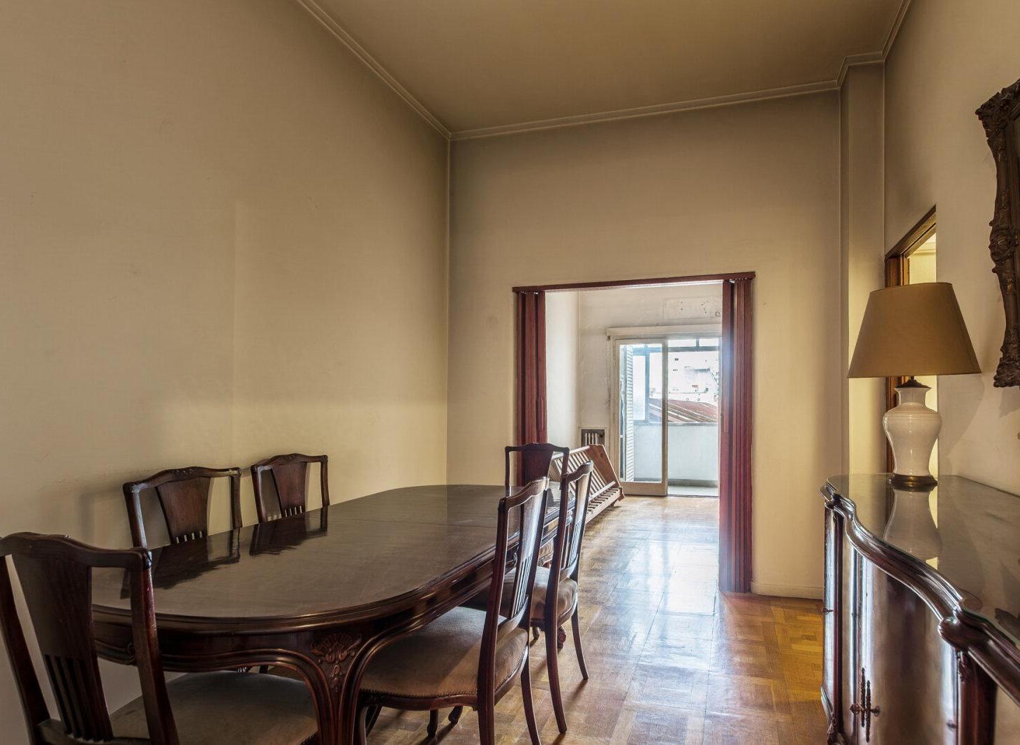 Foto de VENTA DPTO. 2 AMBIENTES C/DEPENDENCIA Y BALCÓN AL CONTRAFRENTE EN, imagen 4