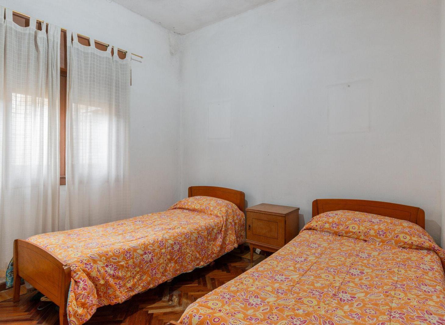 Foto de VENTA DE CASA 5 AMBIENTES C/COCHERA CUBIERTA, PATIOS Y TERRAZA EN, imagen 4