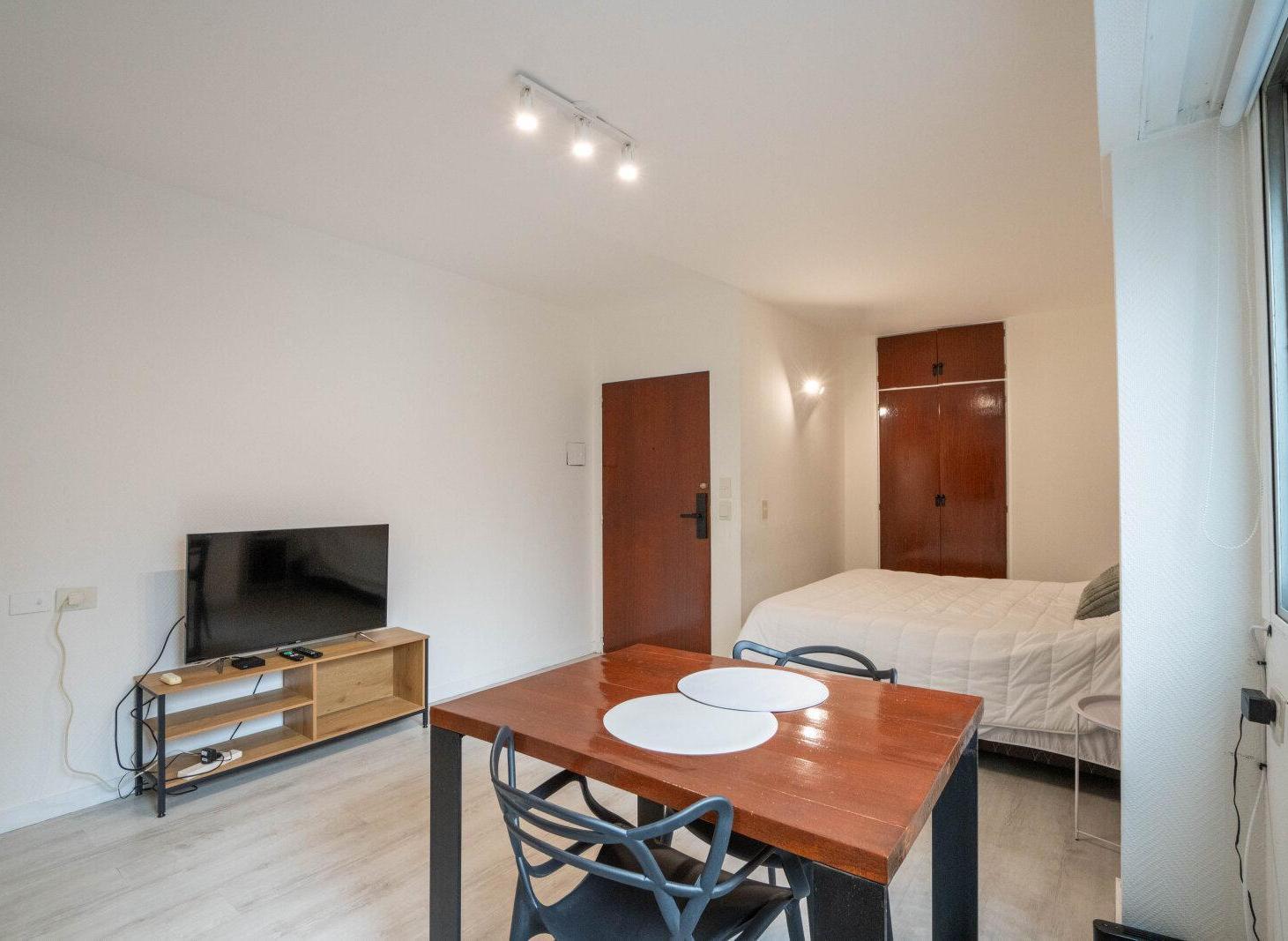 Excelente Monoamiente en un 7mo piso en la zona mas linda de Retiro